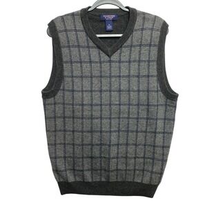 Roundtree & Yorke Sweater Vest Size Medium Gray Blue Sleeveless V-Neck Plaid